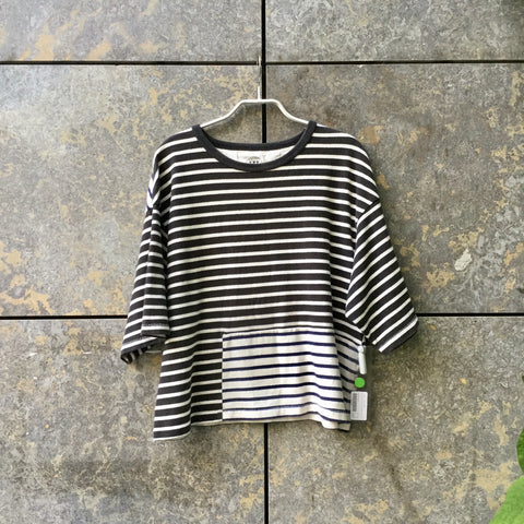 Black-White Cotton Wood Wood Top short sleeve Boxy 3/4 Sleeve Size L/XL