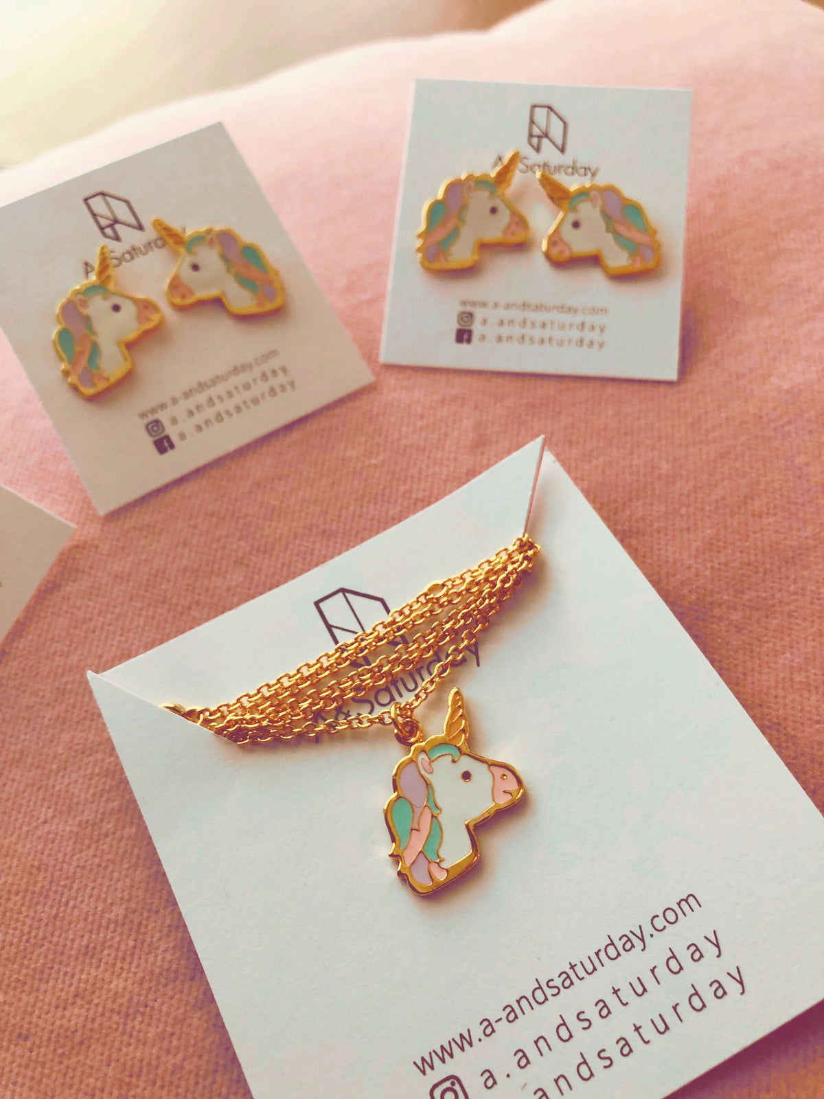 Jinny Unicorn Necklace