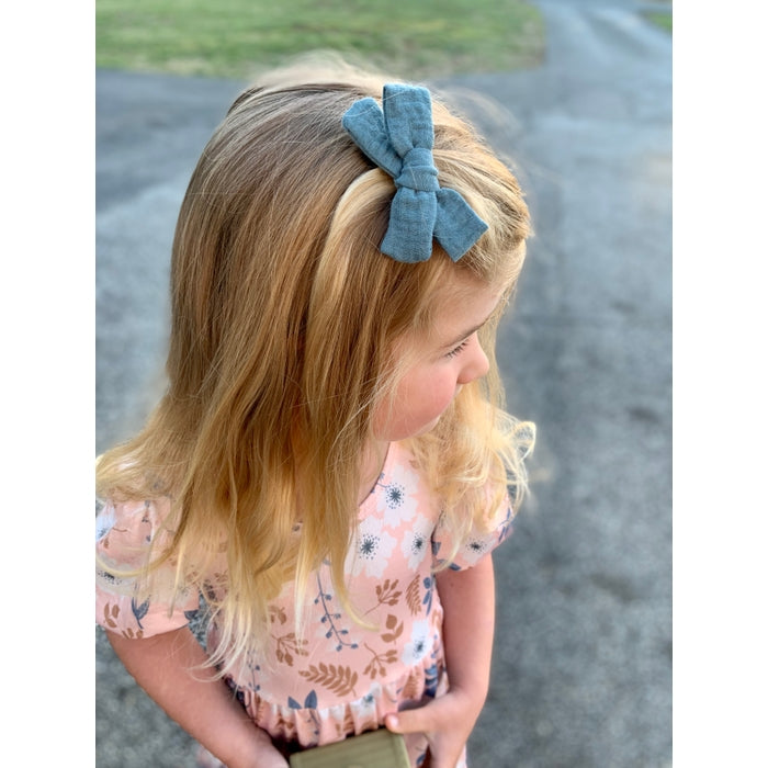 Coastal Blue Gauze Small Hand-Tied Hair Bow