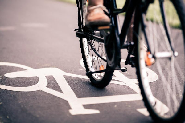 Biking on a cyclepath