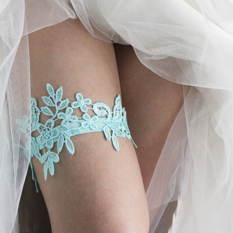 wedding lace around leg