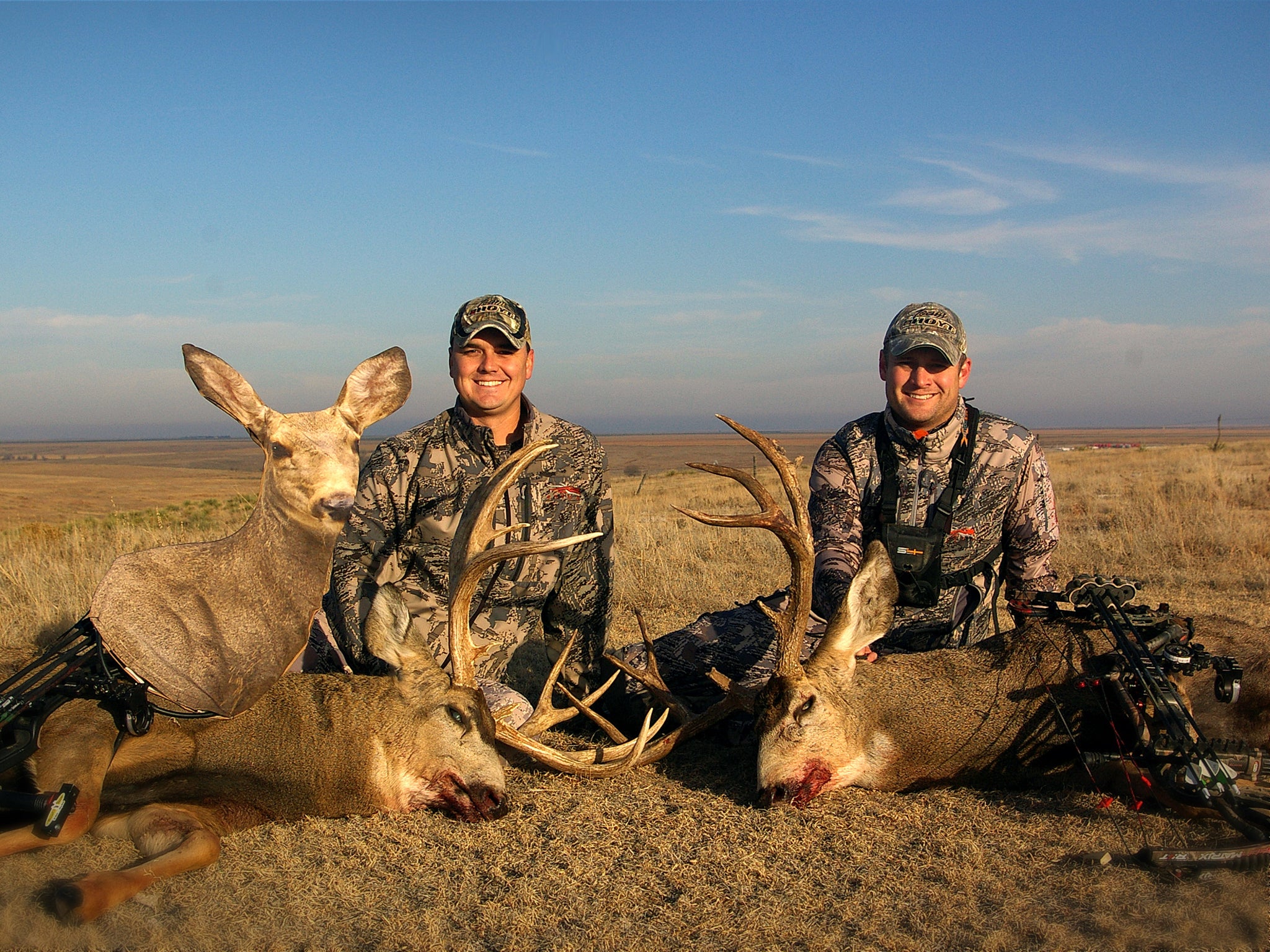 trophy mule deer hunting