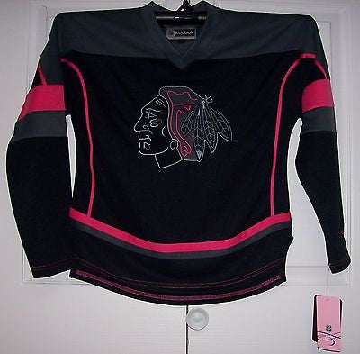 pink chicago blackhawks jersey