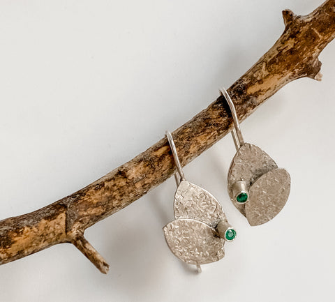 Emerald earrings by Aprilierre