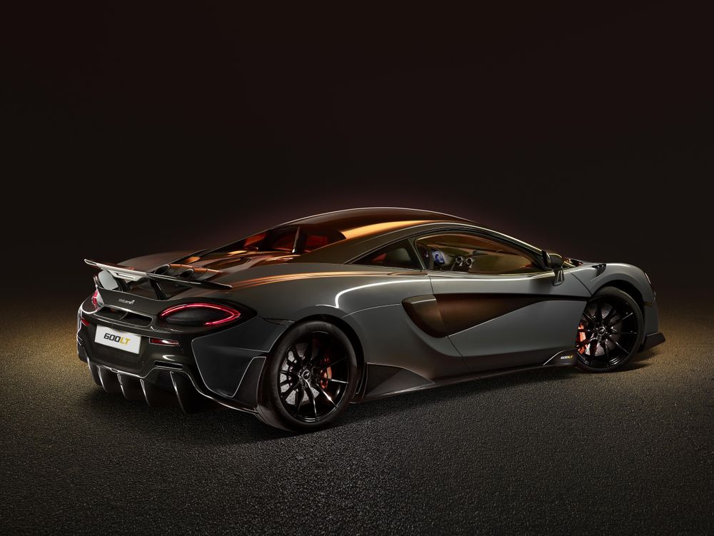 McLaren 600LT Posterior