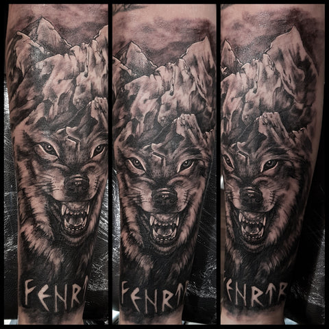 Featured image of post Fenrir Tattoo Designs Fenrir hugin and mugin tattoo designs