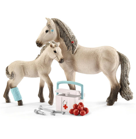 Schleich 42430 Icelandic Pony First Aid