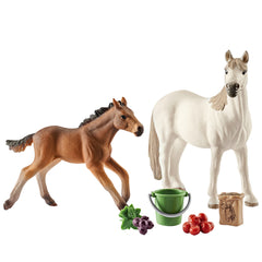 Special Edition Mustangs in the pasture  Schleich 42390