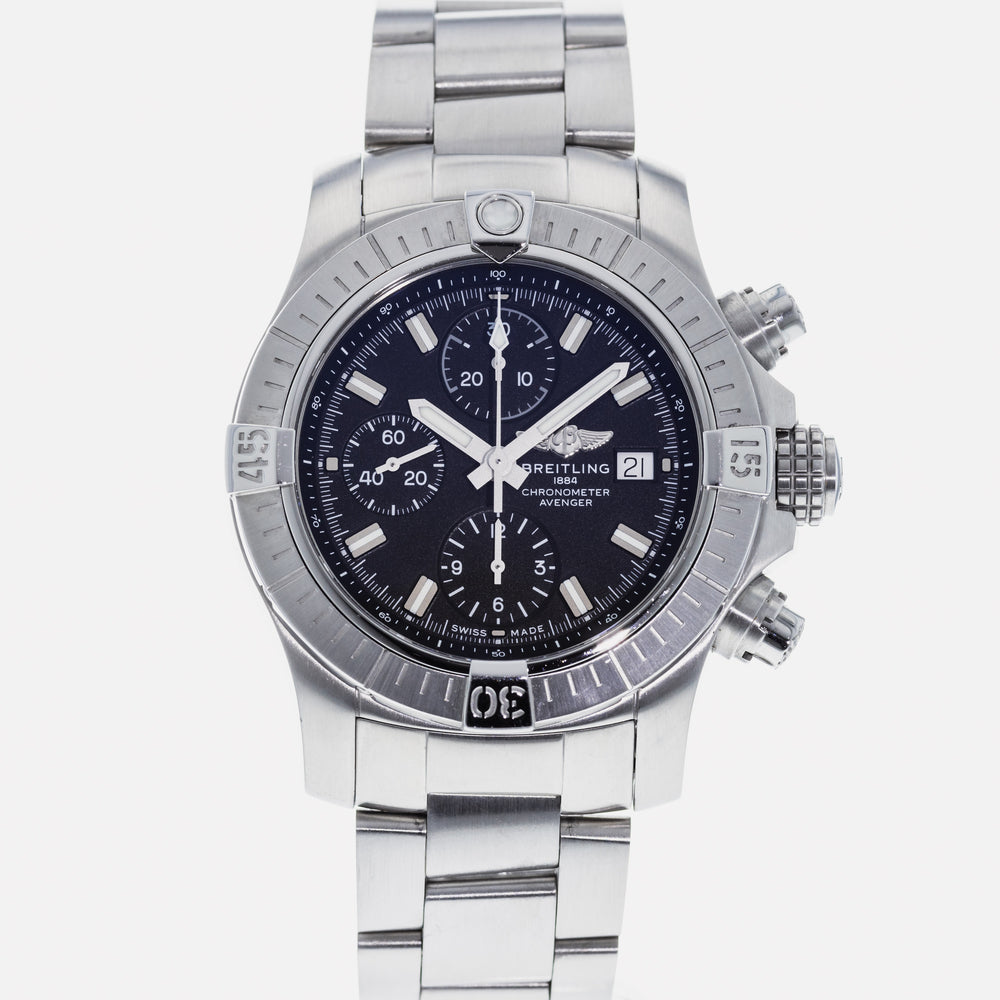 Breitling Avenger A13385 1