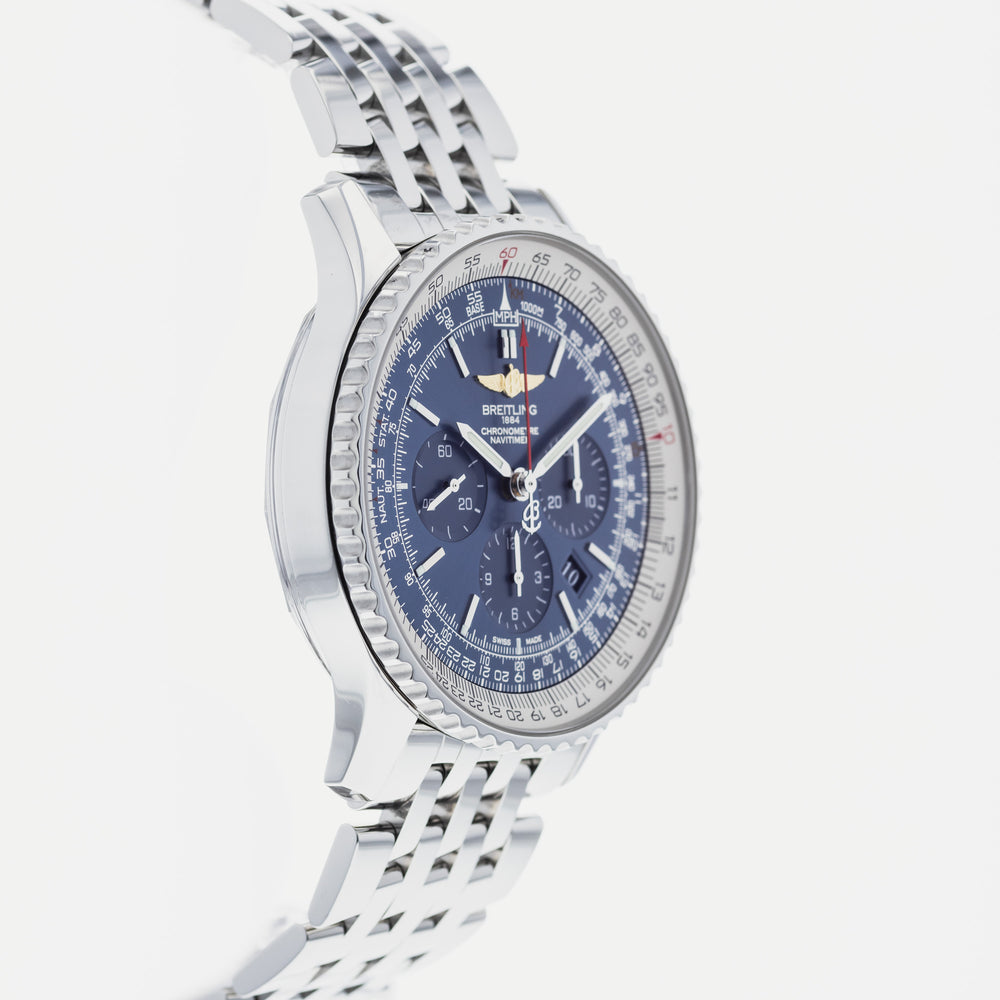 Breitling Navitimer 01 AB0127 4