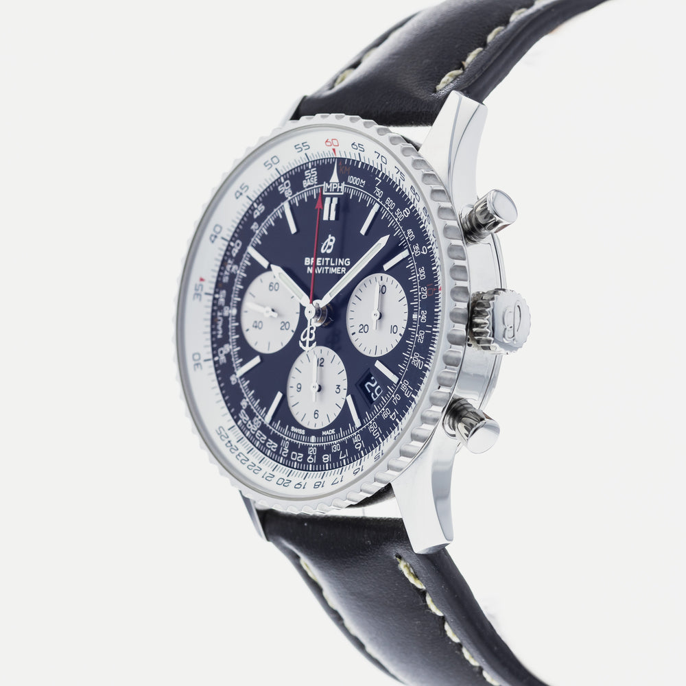 Breitling Navitimer 1 AB012121 2