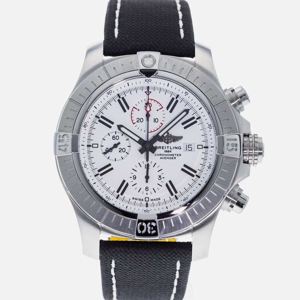 Breitling Super Avenger A13375 1