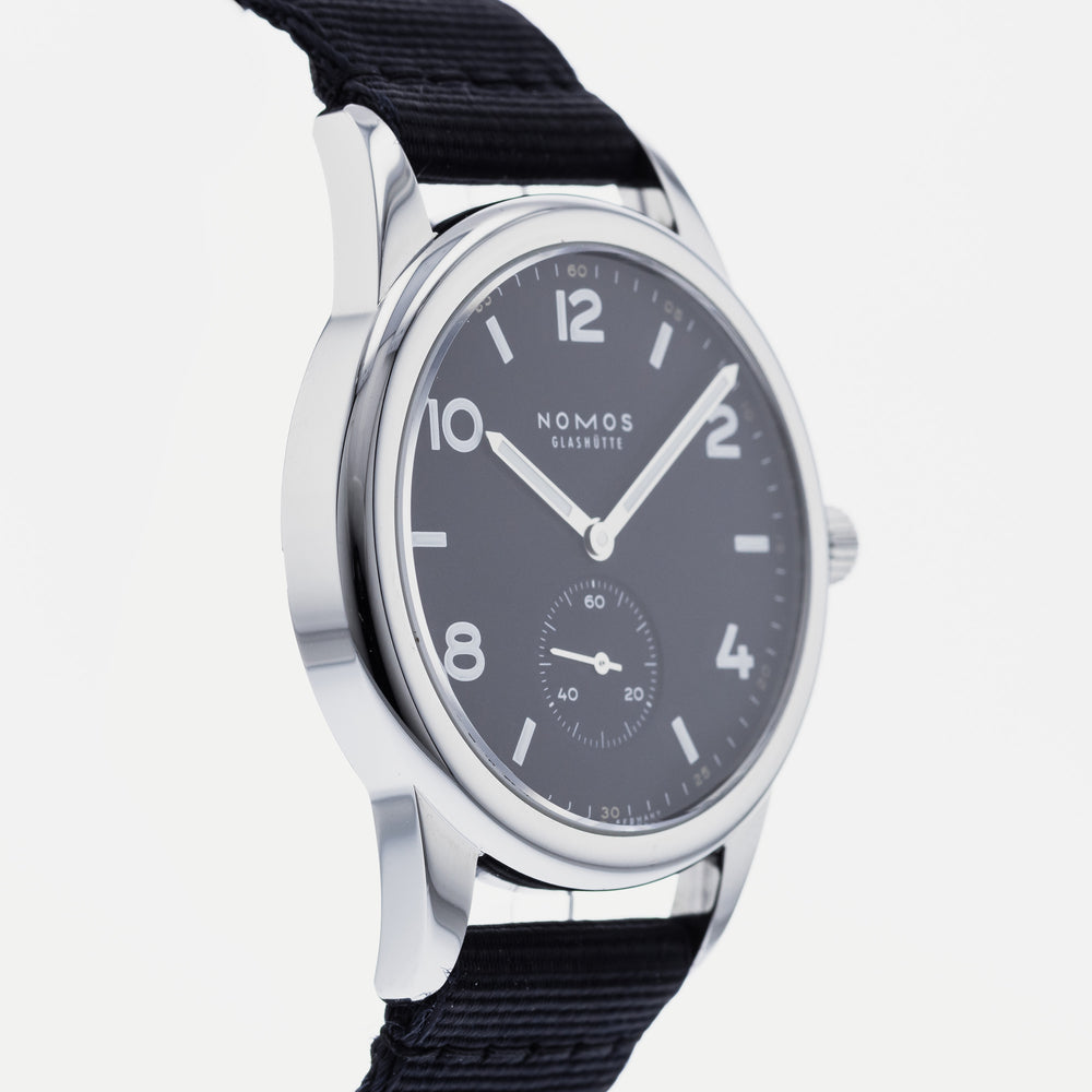 Nomos  Club Automatic Navy 753.S2 4