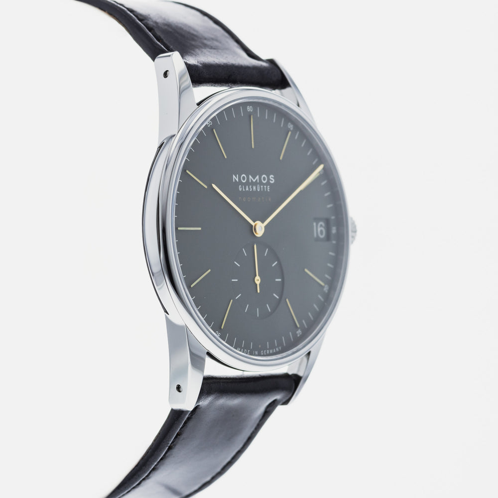 Nomos Orion 364 4