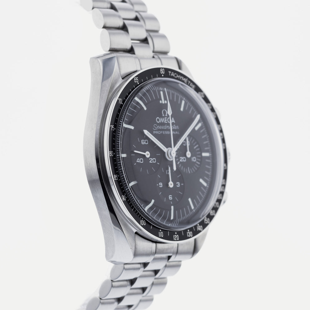 OMEGA Speedmaster Professional Moonwatch 310.30.42.50.01.001 4