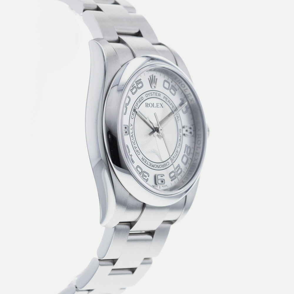 Rolex Oyster Perpetual 116000 4