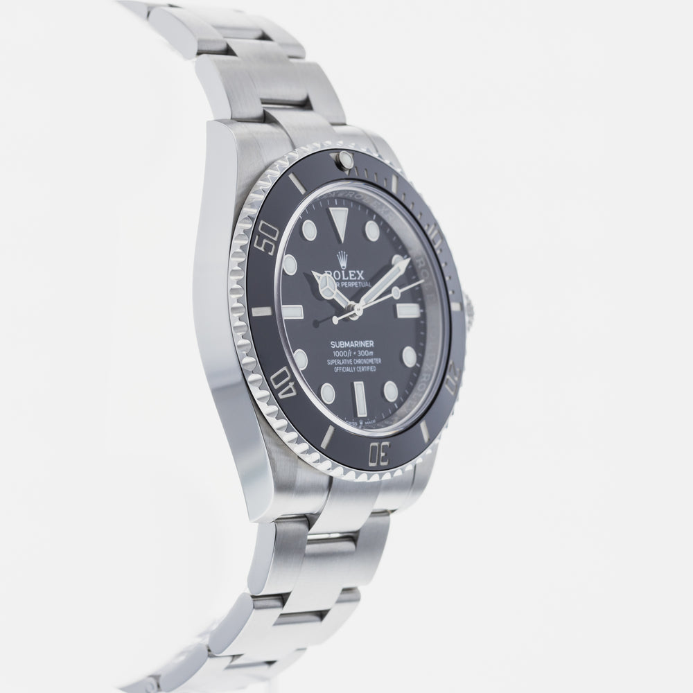 Rolex Submariner 124060 4