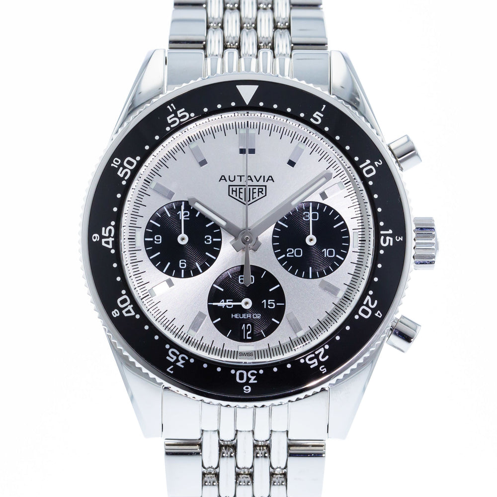 TAG Heuer Autavia Heritage CBE2111 1