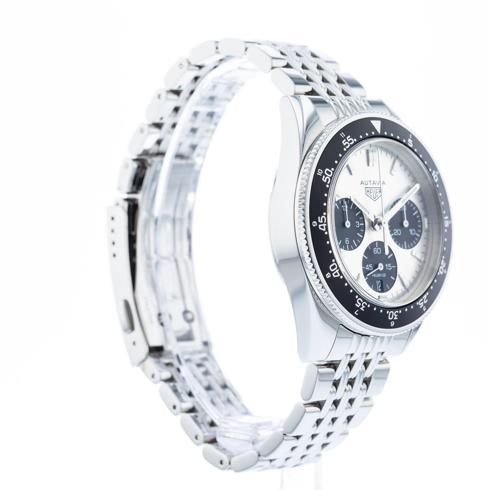 TAG Heuer Autavia Heritage CBE2111 6