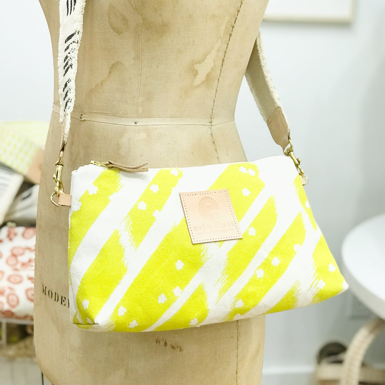 LEMON FLYING CARPET JEN CROSSBODY BAG WITH SKINNY STRAP