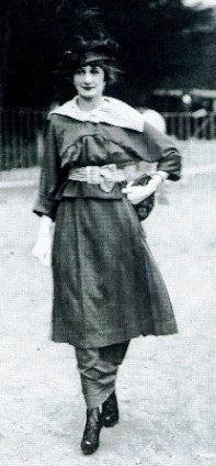 1910 hobble skirt