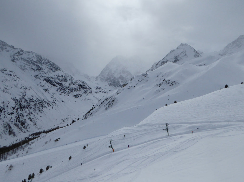 Arolla Powder. Arolla Ski Touring. Arolla Splitboarding