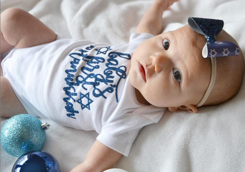 baby-s-first-hanukkah-diy-photo-shoot-pictures-and-tips