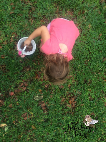 #thefrolickingfairy #getkidscrafty #bloghop #kidscreate #leafprint #leafprints #monoprinting #learningart #crafting #gettheminvolved #momlife