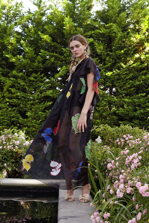 Cynthia Rowley Resort 2018 Look 25 featuring a sheer cotton kaftan in oversize rainbow poppy print