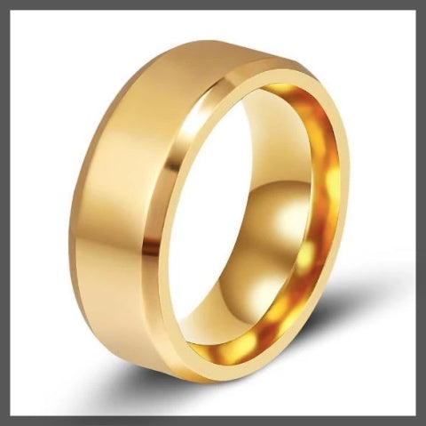 Gold band pinky ring for men