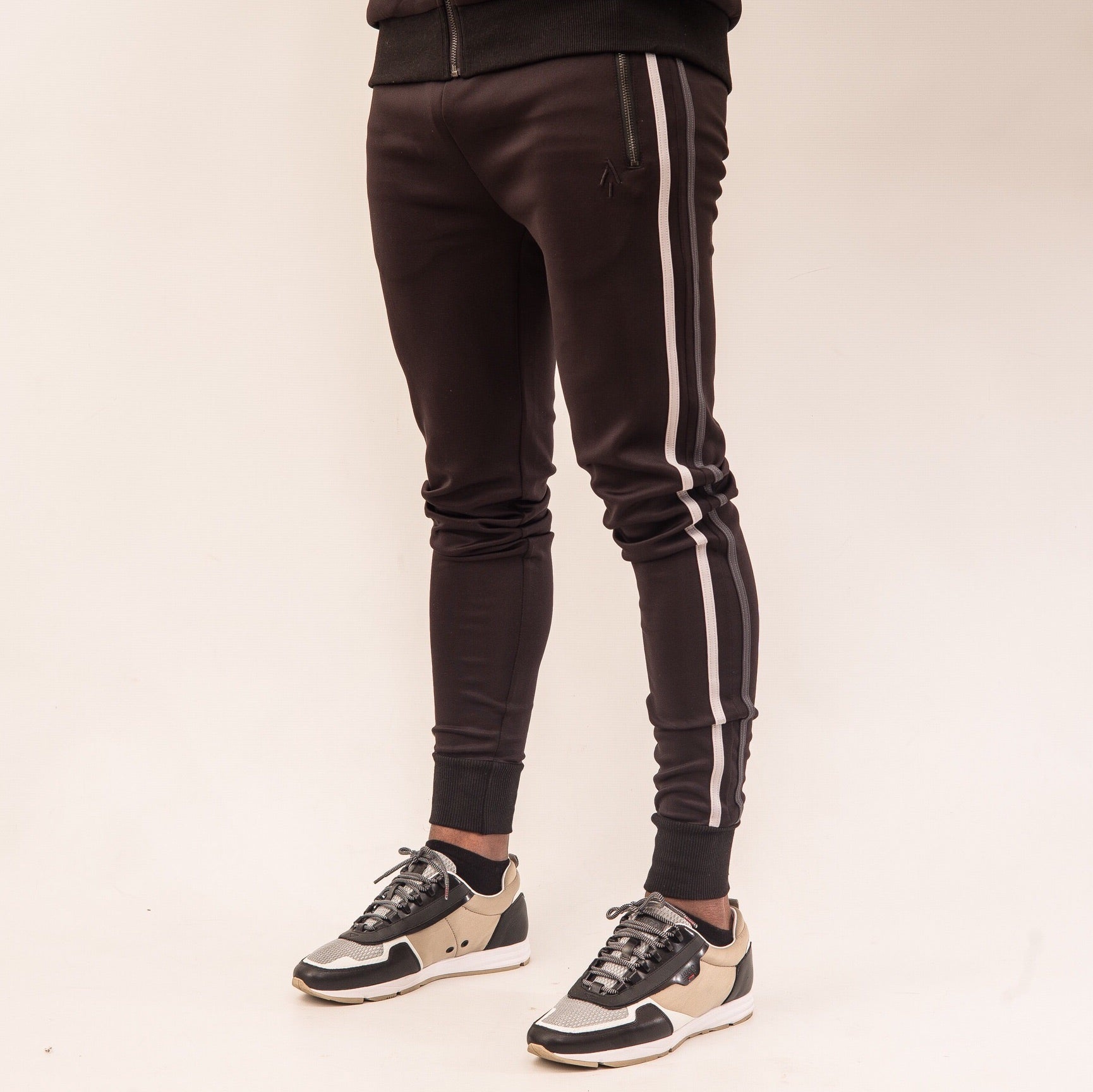 Nero Bottoms