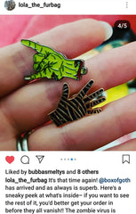 zombie vs mummies box pins