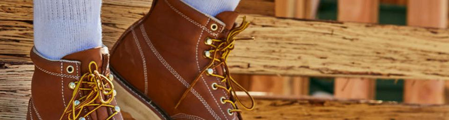 Get Men's Moc Toe Boots Actual Sizing Information