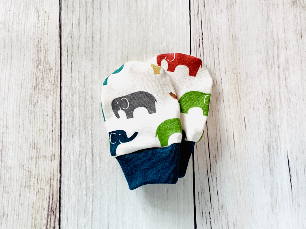Elephants Organic Newborn Mittens - Multi / Off-White / Navy Blue Cuff