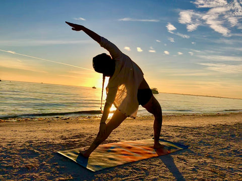 beach yoga 