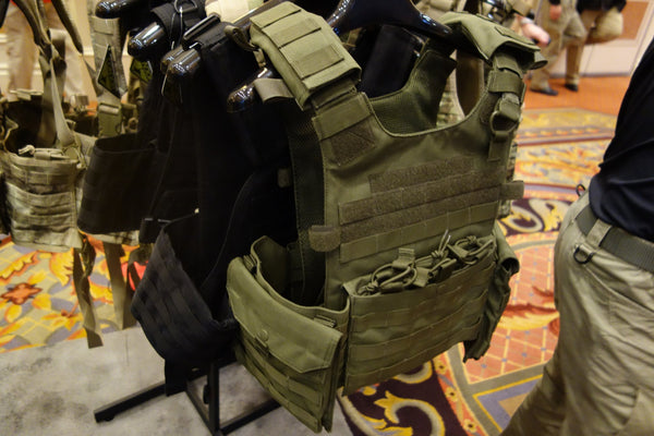Plate carriers hanging in a rack