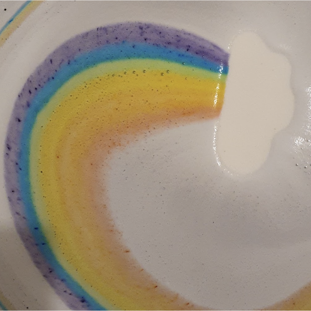 rever rainbow bath bomb