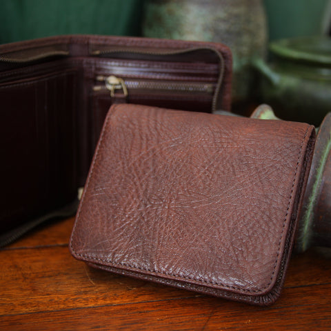 Bill Amberg English Vegetable-Dyed "Pebbled" Leather Zippered Wallet in Chocolate Brown (LEO Design)