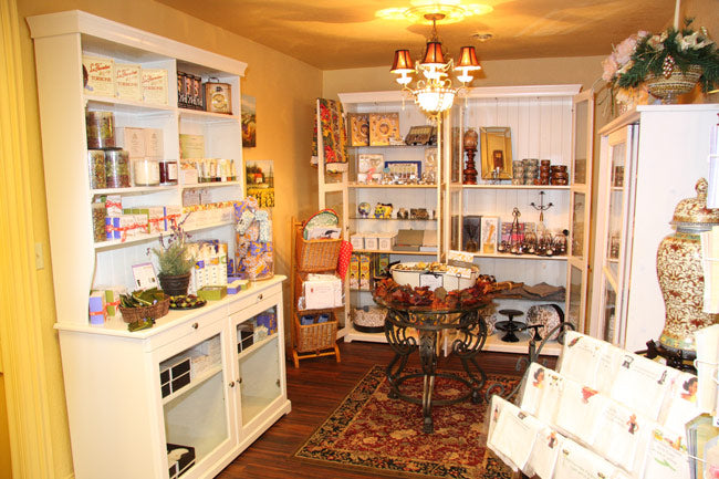 Gift Shop Interior Photo