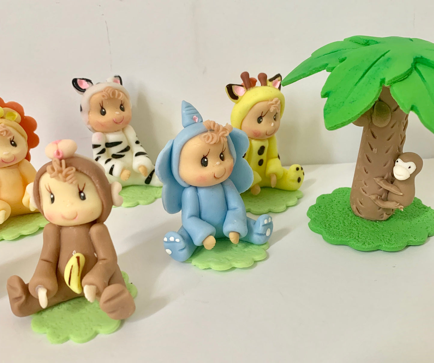 Baby Jungle with Palm.