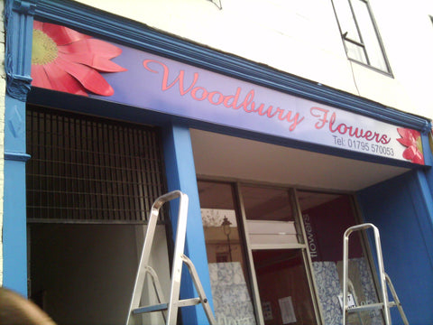 shop sign makers fitters and suppliers sheerness Kent 1st 4 signs