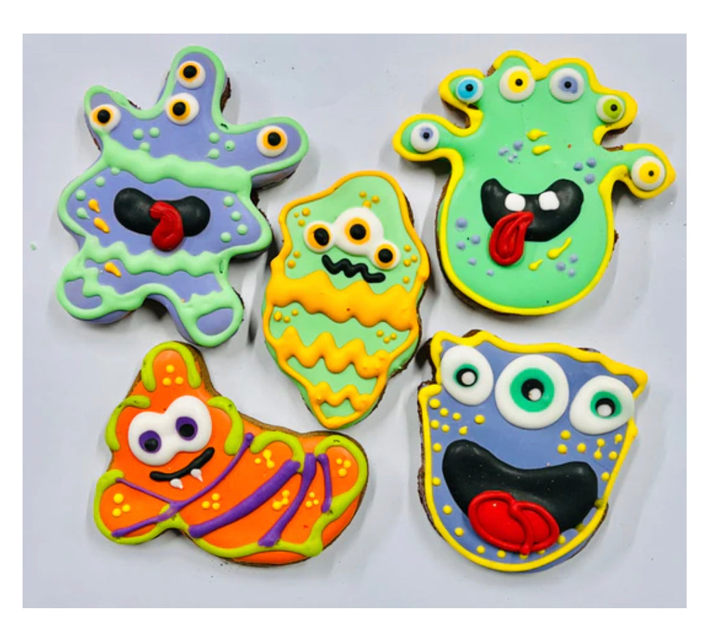 Snaks 5th Avenchew Monsters Inc NEW!!