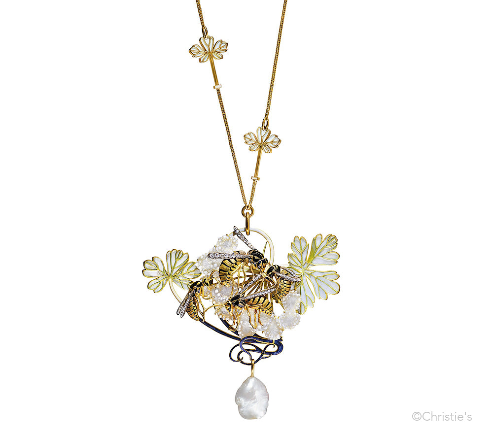 The Lalique necklace 