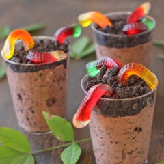 worms in dirt halloween party gift
