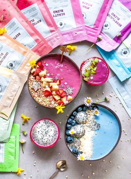 Colourful and nutritious superfood powders 