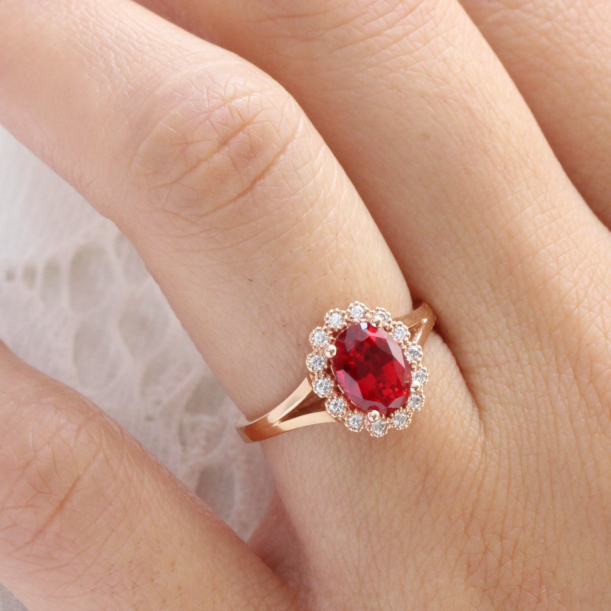 Governable Spænde Opdage Oval Ruby Engagement Ring Rose Gold Vintage Style Halo Diamond Band | La  More Design