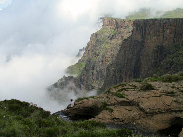 Drakensberg Amphitheatre, Drakensberg, secret spots, local spots in south africa, things to do in south africa