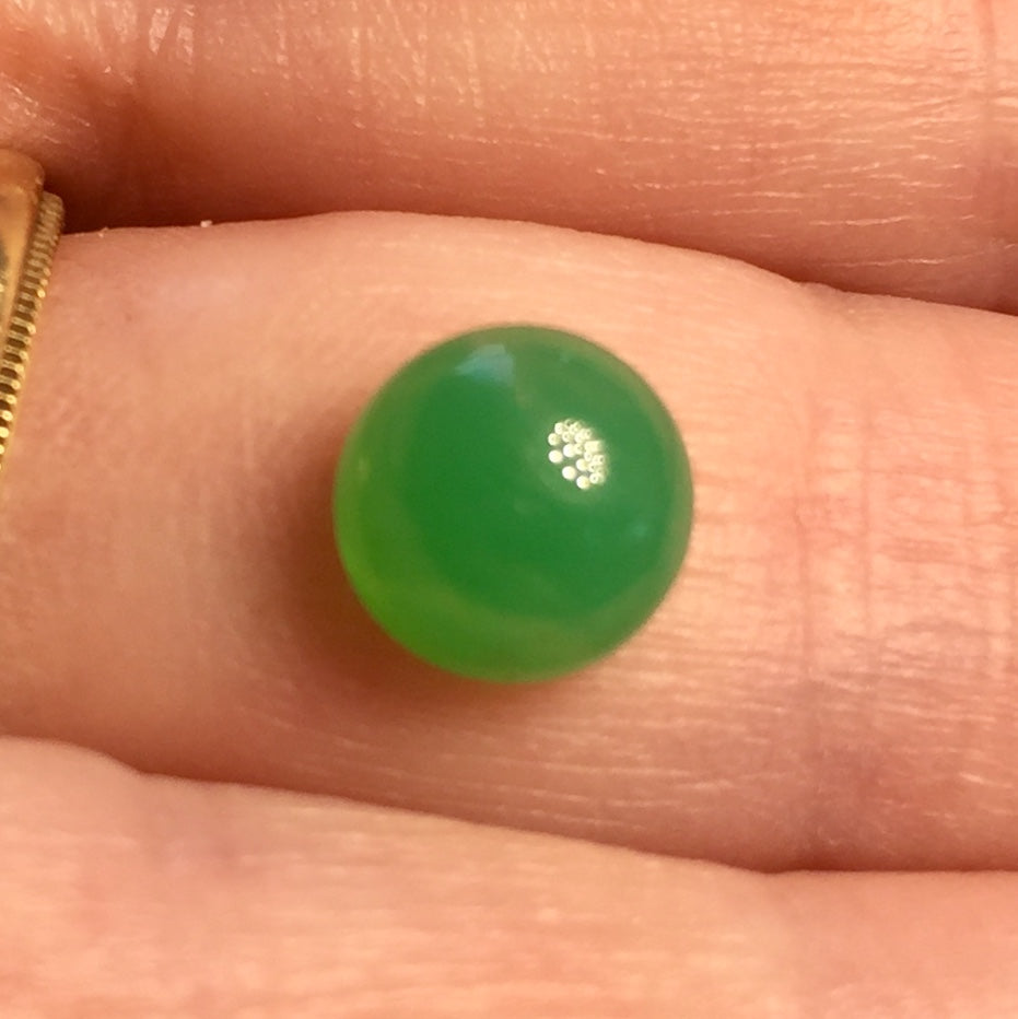 Marlborough Green, Australian Apple Green Chalcedony / Chrysoprase