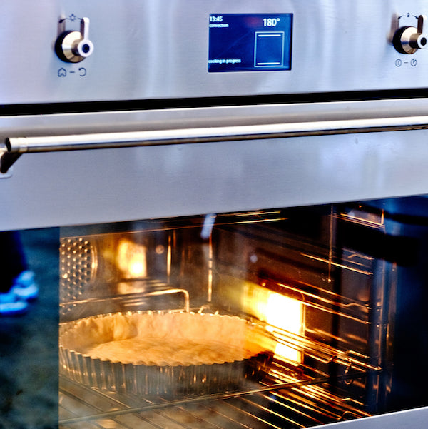 Why do you need to preheat your oven? – BakeClub