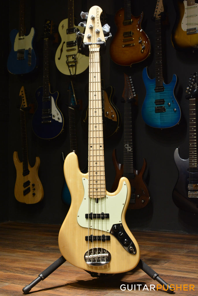 lakland skyline 5560